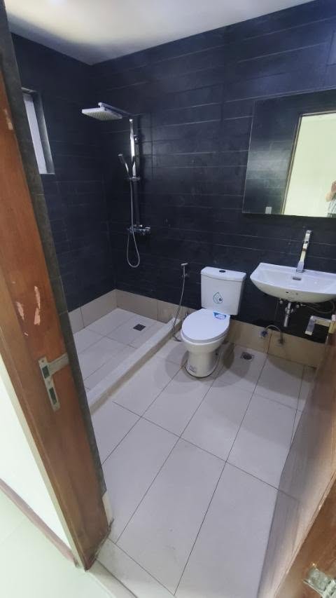 4-BedroomTownhouseforLeaseinHorseshoe,QuezonCity-12.jpg