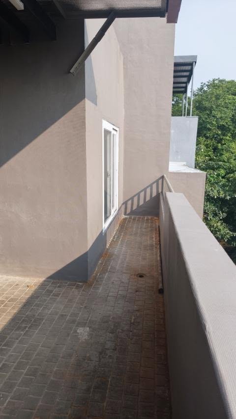 4-BedroomTownhouseforLeaseinHorseshoe,QuezonCity-15.jpg