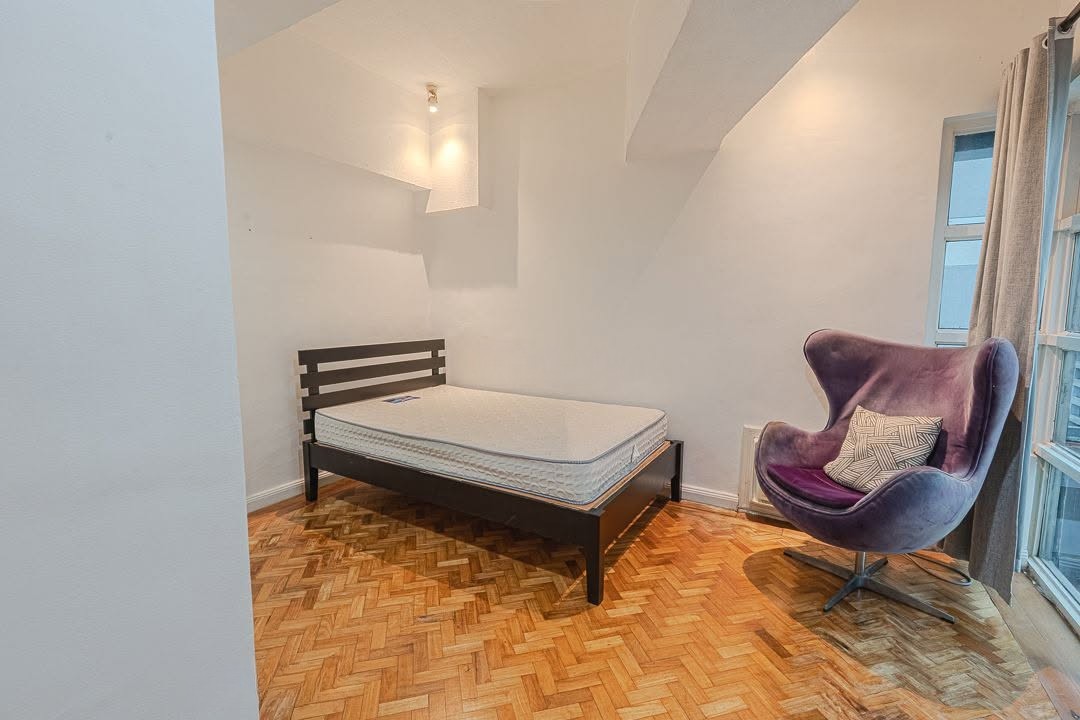 3-BedroomCondoUnitforSaleinTwoLafayetteSquareCondominium,SalcedoVillage,Makati-12.jpg