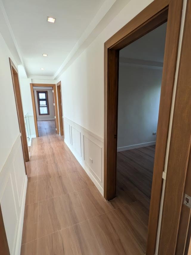 6-BedroomHouseandLotforSaleinGreenwoodsExecutiveVillage,Taytay,Rizal-17.jpg