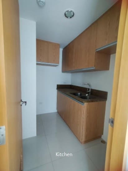3-BedroomCondoUnitforSaleinMadisonParkWest,BGC,Taguig-7.jpg