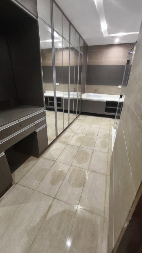 4-BedroomTownhouseforLeaseinHorseshoe,QuezonCity-19.jpg