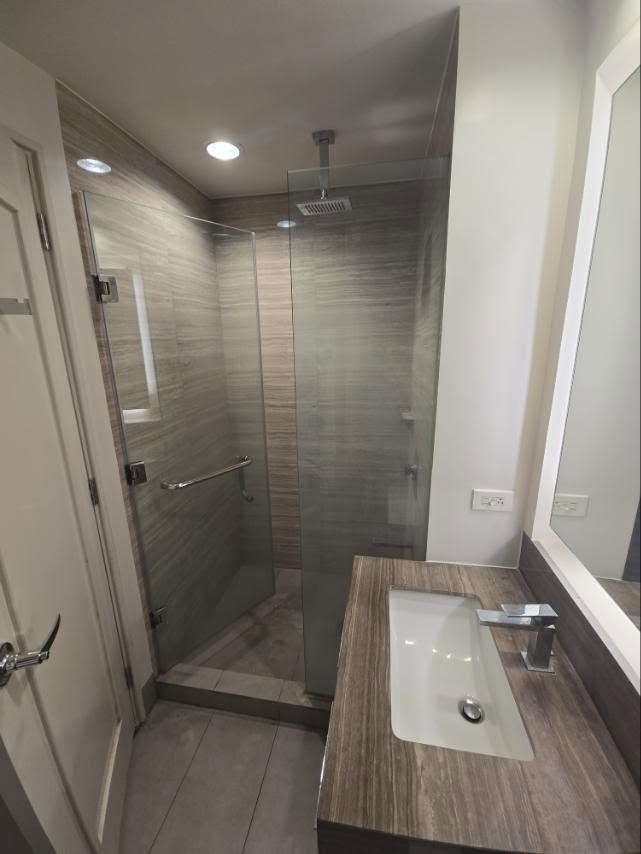 32SQMStudioTypeCondoUnitforLeaseinProsceniumatRockwell,Makati-2.jpg
