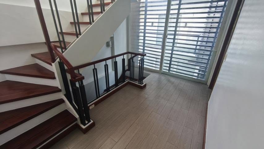 4-BedroomTownhouseforLeaseinHorseshoe,QuezonCity-21.jpg
