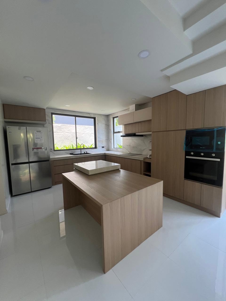 5-BedroomHouseandLotforSaleinBFHomes,Parañaque-7.jpg