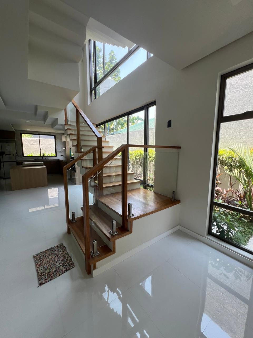 5-BedroomHouseandLotforSaleinBFHomes,Parañaque-5.jpg