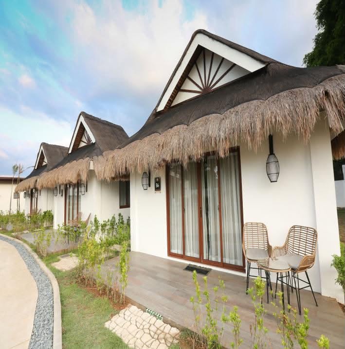9-BedroomBeachfrontResortforSaleinPangasinan-8.jpg